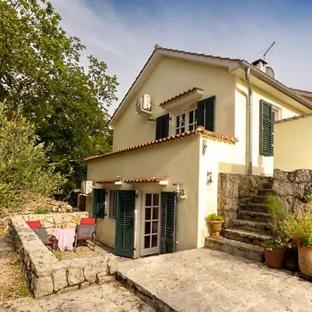 Paradise Villa *